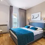 With Parking Space Rabac, Labin - 9652 غاباس