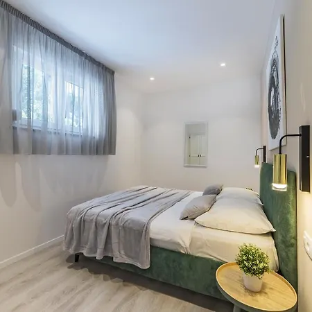 With Parking Space Rabac, Labin - 9652 Apartment