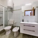 Apartamento With Parking Space Rabac, Labin - 9652 *