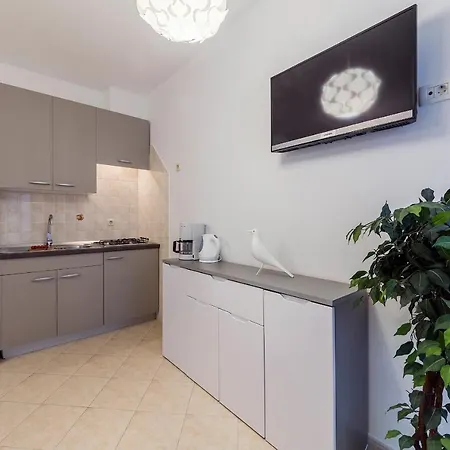 Апартаменты With A Parking Space Rabac, Labin - 9652 Рабац