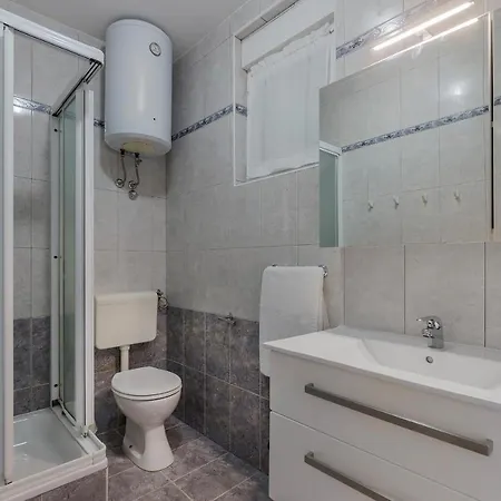 דירה With Parking Space Rabac, Labin - 9652 ראבץ
