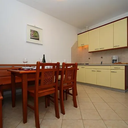 アパート With Parking Space Rabac, Labin - 9652 *